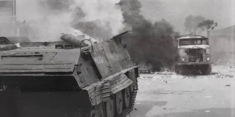 “Më 2 prill ‘91, kujtoj të bijën e artistit të madh Gjok Vata e cila bëri një akt heroik: kërceu mbi tankun që Dega e Brendshme kishte sjellë aty dhe…”/ Dëshmia e studiuesit të krimeve të komunizmit