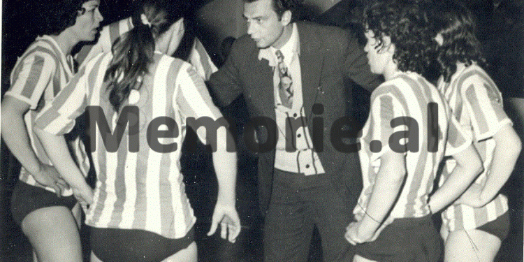 “Nga stili lojës që mahniti kinezët, te rekordi absolut i shënimit të 120 pikëve në një ndeshje dhe dashuria e bujshme me vajzën e Presidentit të Shqipërisë…”/ Historia e panjohur e legjendës së basketbollit shqiptar