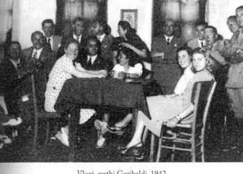 “Nga rrëfimet e familjes në vitet ’30-të, Enver Hoxha shkonte sa në Paris e në Gjirokastër, ku mamaja ime, Aurelia, ishte…”/ Kujtimet e italianit, nipi i ish-portierit të Kombëtares shqiptare