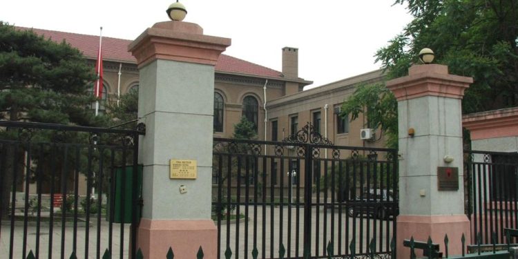 “Kleo thotë se nuk ka pasur raste të tjera grindjeje me Neçon dhe sipas tij, ai është grindur edhe me S. Rushën, J. Andonin dhe G. Likën, për…”/ Letra e ambasadorit nga Pekini, në ’72-in