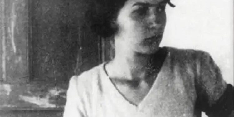 “Oficerët e Sigurimit e tërhoqën me forcë dhe nuk e lanë të përqafonte gruan e tij bukuroshe, jugosllaven, Anica, me fëmijën një muajsh që po i jepte gji, të cilës…”/ Historia tragjike e familjes nga Kuçova