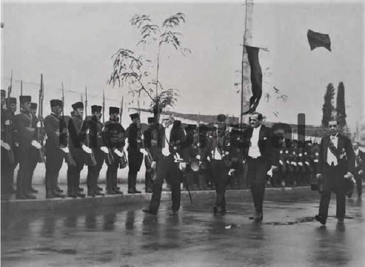 porno aktrisa keling turmushga chiqamiz Rus qizlari sikishni xohlaydi