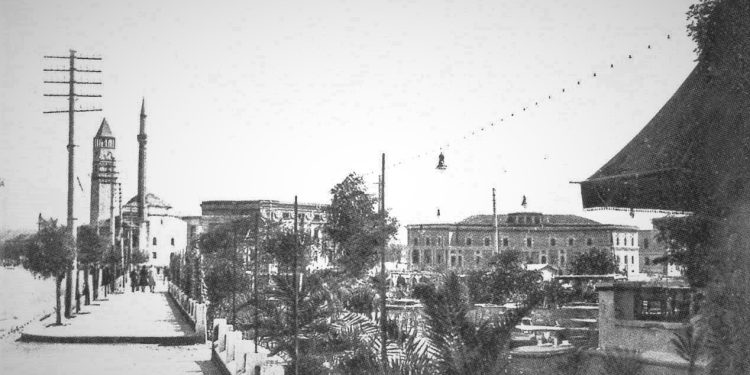 “Besides Rozana, the blonde Italian waitress, Brixhilda sang there, as well as 5 Hungarian ballerinas, who with their graces seduced the aristocratic elite of…”/ The unknown history of the famous bar in Tirana