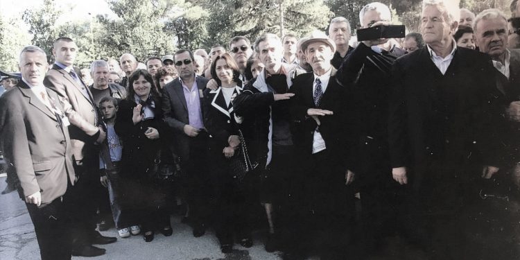 “Dhjetë vite më parë, kur eshtrat e Mbretit Zogu I-rë u kthyen në atdhe dhe ceremonia madhështore…”/ Ish-deputeti dhe kreu i Legalitetit, kujton Mbretin e Shqiptarëve