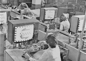 “In the 70s, I started producing the ‘Kanoçet’ series, where the ‘islanders’ started watching news, movies, shows, etc., but they were also wanted by commissars, spies and…,”/ Testimony of rarely of the well-known publicist