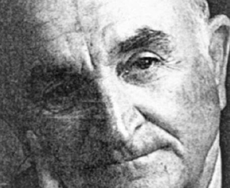 “Pasi pushkatuan dajën, babai vdiq në burgun e Burrelit, disa policë erdhën në shtëpi dhe morën nënën që ishte yll e bukur, jo për ta arrestuar, por….”/ Dëshmia rrëqethës e ish-të burgosurit nga Berati