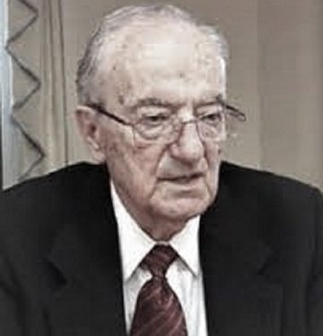 “Disa polic në kampin e Bedenit, i vunë një të burgosuri në kurriz, një karrocë plot me dhé, e kur u rrëzue, i ranë me shqelma. Ai ishte profesori…”/ Dëshmia rrëqethëse e intelektualit të njohur nga SHBA-ës