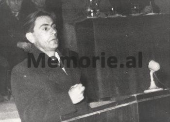 “Kadri, komploti i Teme Sejkos, ka qenë i kurdisur nga Mehmeti dhe Beqiri, për të na thënë ne, të mos bënim shakara me sovjetikët, se… / Akuzat e Enverit në Byronë Politike, 8 tetor ‘82