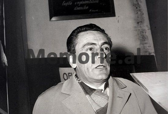 “Kadri, si nuk të kujtohet ty, që gjeneral Panajot Plaku, ka ardhur si diversant në Shqipëri dhe ka shkuar te sovjetiku në bazën e Vlorës…”/ Debatet e Ramiz Alisë në Byro, 8 tetor ‘82