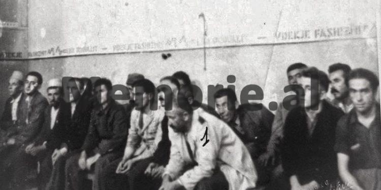 “Kur erdhën për ta marrë nga qelia, Xhemili, u tha policëve; s’dua të vdes nga plumbat tuaj dhe pasi ngriti këmishën, me një mjet prerës…”/ Dëshmia rrëqethëse e ish-të dënuarit që vuajti 19 vjet burg