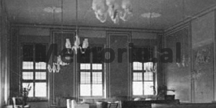 “Te ‘Dajti’, ku vrojtonin kalecat, Zyd Aga e Gani Kodra, djali simpatik i ambasadorit polak, një vajzë e legatës italiane dhe një bukuroshe turke, po…”/ Dëshmia e rrallë për Tiranën mondane të viteve ’60-të