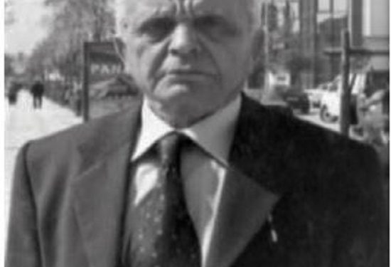 “Aty te shtëpia përdhese në mes të një pemëtoreje të Fermës ‘Gjergj Dimitrov’, ne fiknim dritat, ndiznim qirinj, pinim verë dhe…”/ Kujtimet e ish-gazetarit nga Çamëria që u burgos në ’71-in