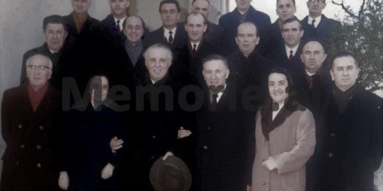 “Ti Kadri, ke qenë mëndje madh dhe në një mbledhje të qeverisë, i the shokut Nedin; mos e nxirr gjuhën jashtë dhëmbëve, kurse mua më…”/ Akuzat e Llambi Gegprifit në Byro, 8 tetor ‘82