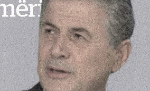 “Dhjetë vite më parë, kur eshtrat e Mbretit Zogu I-rë u kthyen në atdhe dhe ceremonia madhështore…”/ Ish-deputeti dhe kreu i Legalitetit, kujton Mbretin e Shqiptarëve