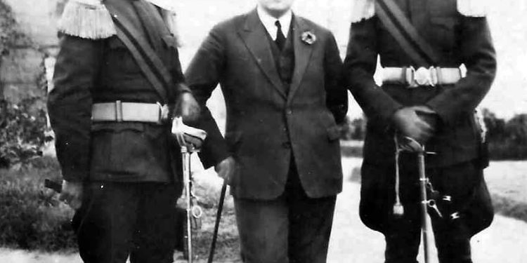 “Të dënuarit me vdekje, nuk i preknin më, por me atë, ndodhi e kundërta, pasi e torturonin egërsisht, çdo natë…”/ Historia tragjike e dramaturgut të famshëm që vdiq në burgun e Burrelit…!