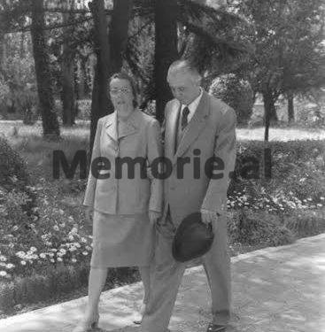 “Kur na thirri Mehmeti në një darkë në shtëpi, Petrit Dume i tha Shefqetit se; do jap urdhër të arrestoj, kurse Mehmeti, ndërhyri…”/ Enver Hoxha, në mbledhjen e Byrosë, janar ‘82