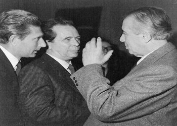 “The German comrades present the Soviet Union to us as a country where ‘communism’ exists, while the leadership there is anti-communist and…”/ Enver’s discussion in the Bureau, May ’82