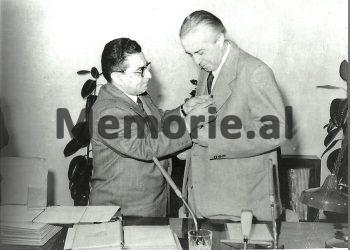 “Pas vetëvrasjes së armikut Mehmet Shehu, menjëherë, unë thirra Kadrinë, Hekuranin dhe Ramizin e vendosëm që…”/ Akuzat e Enverit në mbledhja e Byrosë, 8 tetor ‘82