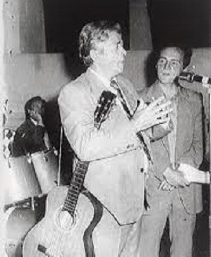 “Në ’59-ën, dola kampion kombëtar i kërcimit së larti, por me emër tjetër, se kisha vëllanë e arratisur, kurse në mars ‘91, Sigurimi i Shtetit…”/ Dëshmia e rrallë e humoristit të famshëm, Gjosho Vasija