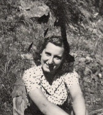“Në atë kamp, kishte nëna me vendosmëri stoike që, pa derdhur pikë loti, varrosnin me duart e veta krijesat e tyre dhe…”/ Dëshmia tronditëse e italianes që vuajti 46 vjet internimeve