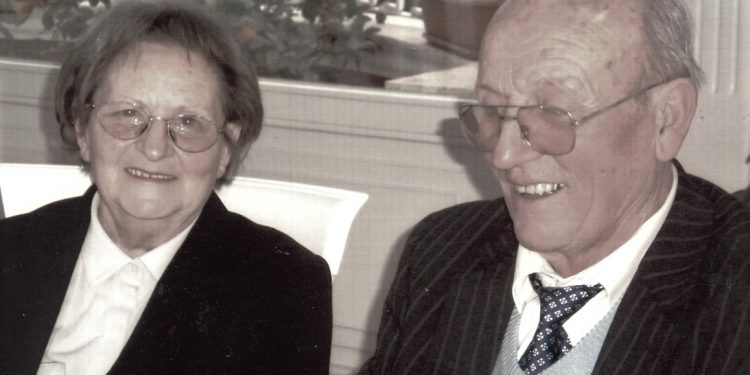 “Te shkallët e avionit që do na çonte në Lajpcig, një ushtarak që mbërriti me një motoçikletë, më tha; ti, ti, zbrit se…”/ Dëshmia e rrallë e legjendës së “17 Nëntorit”, Nuri Bylykut