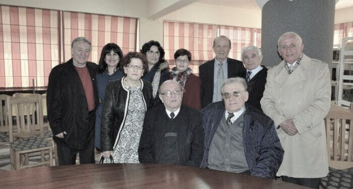 “Në vitin ’64, filluam ndërtimin e Azotikut të Fierit, me teknologjinë e ‘Montecatini’-t nga Novara, bashkë me specialistët e inxhinierët italianë, kineze, franceze dhe…”/ Kujtimet e Demir Koritës