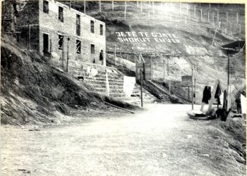 “I was arrested for the ‘Human Rights Card’ that I had at home, for spying on me, my first cousin’s husband, an associate of the Security and…”/ The rare testimony of the mathematics professor from Korça