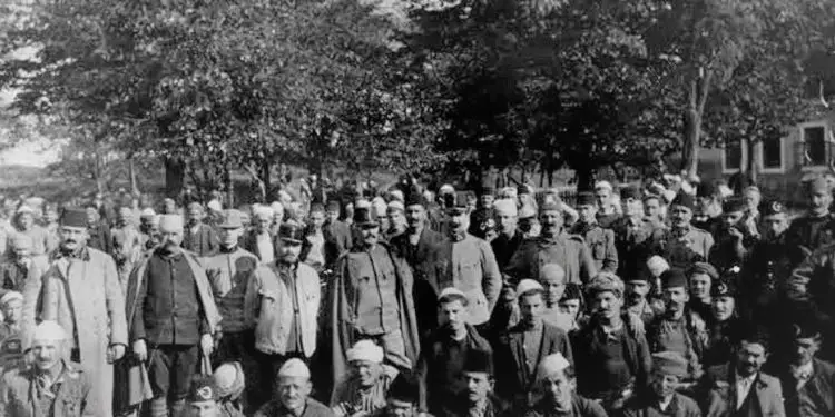 “Nga pikëpamja etnike, maqedonasit do të na afrohen shumë, vetëm kur të gjejnë në atdheun serb, mbështetjen e vërtetë etnike, që u ka munguar dhe…”/ Libri i ri i gazetarit, publicistit dhe diplomatit të njohur