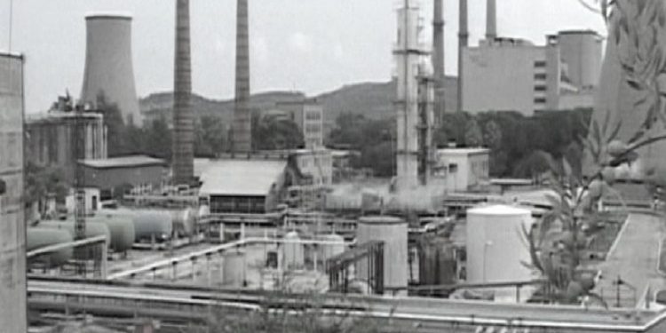 “Në vitin ’64, filluam ndërtimin e Azotikut të Fierit, me teknologjinë e ‘Montecatini’-t nga Novara, bashkë me specialistët e inxhinierët italianë, kineze, franceze dhe…”/ Kujtimet e Demir Koritës