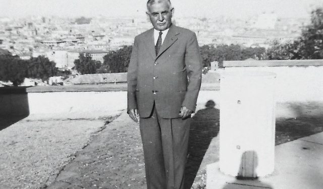 “Nga Tepelena, ai me gjashtë shokët e tij, ikën e kaluan kufirin për në Jugosllavi, por, i afërmi i Haxhi Lleshit, shefi i UDB-së për Dibrën e Madhe, i dorëzoi…”/ Historia e panjohur e të birit të Gjon Marka Gjonit