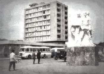 “Pasi më përjashtuan nga arsimi prej biografisë, munda të siguroj një takim me sekretarin e parë të Shkodrës, Foto Çami, i cili, sa u futa në zyrë, më tha…”/ Dëshmia e rrallë e Filip Guraziut