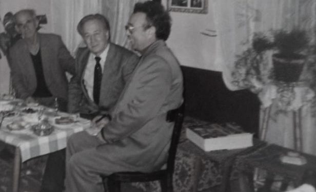 “Për kontributin e tij të madh, u dërgua me ‘Vllazninë’ në Kosovë, por kur e kthyen në Shkodër, me insistimin e Pëllumb Kapos, e dënuan…”/ Historia e panjohur e legjendës së gazetarisë sportive