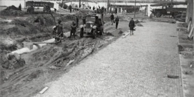 Pamje nga puna për sistemimin i portit të Durrësit në viti 1940