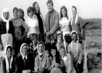 “Të birin e gjeneralit të arratisur në Greqi, e lidhën te një shtyllë para kapanoneve dhe aty do kalonin të gjithë të burgosurit e tjerë, për ta…“/ Dëshmitë tronditëse për kampin e kënetës së Maliqit