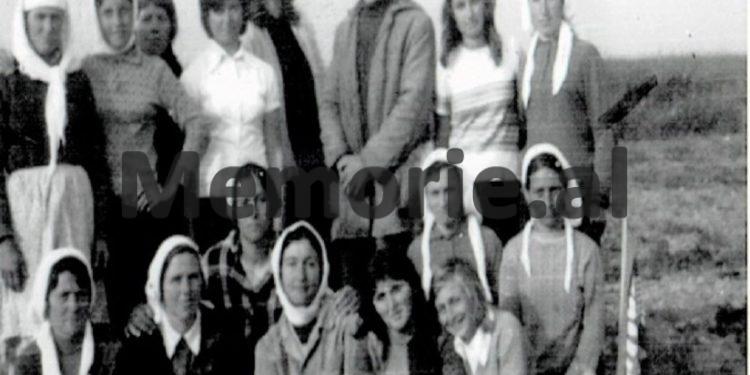 “Të birin e gjeneralit të arratisur në Greqi, e lidhën te një shtyllë para kapanoneve dhe aty do kalonin të gjithë të burgosurit e tjerë, për ta…“/ Dëshmitë tronditëse për kampin e kënetës së Maliqit