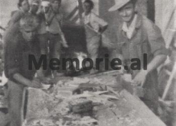 “Të birin e gjeneralit të arratisur në Greqi, e lidhën te një shtyllë para kapanoneve dhe aty do kalonin të gjithë të burgosurit e tjerë, për ta…“/ Dëshmitë tronditëse për kampin e kënetës së Maliqit