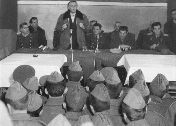 “Populli po vuan për bukën e gojës dhe kur të na sulmojë greku apo serbi, dilni ju dhe mbrojeni atdheun, se ne…”/ Zbulohet dosja e gjeneralit disident që, akuzoi Enver Hoxhën, në ’66-ën