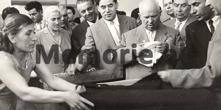 “Kur i biri i Winston Churchill, Randolph, që udhëtonte me ne në trans oqeanikun ‘Queen Elisabeth’, kërkoi të takohej me Mehmet Shehun, kryeministri i tha…”/ Dëshmia e rrallë e përkthyesit të Enverit