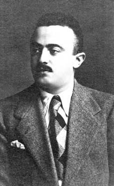 “Kush ishte ky njeri, një i persekutuar i burgjeve komuniste, a një dashurues i filozofëve dhe një njohës i pasionuar…”/ Refleksionet e studiuesit të njohur, për ish-kolegun, deputet e shkrimtar