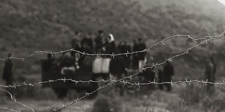 “Kur kyetari i Degës së Brendshme të Tepelenës, Todi, më qëlloi me mashë në kokë, ndjeva dhimbje të madhe e rashë pa ndjenja…”/ Ditari tronditës i ish-të dënuarit politik