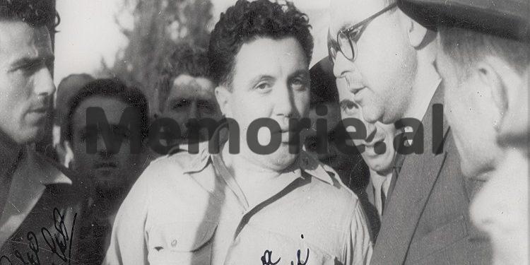 “Kur erdha nga Franca në tetorin e ’44-ës, shkova në Berat ku ishte qeveria dhe Koci Xoxe e Malëshova, më folën shumë keq për Enverin, duke thënë…”/ Dëshmitë e rralla të shkrimtarit Petro Marko