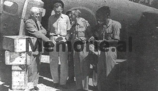 “Kur erdha nga Franca në tetorin e ’44-ës, shkova në Berat ku ishte qeveria dhe Koci Xoxe e Malëshova, më folën shumë keq për Enverin, duke thënë…”/ Dëshmitë e rralla të shkrimtarit Petro Marko