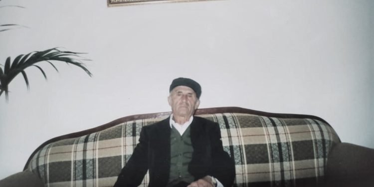 “Kur shkova në burgun e Spaçit, mora me vete dhe djalin e vogël që Prela, e kishte lënë gjashtë muajsh, kur u arrestua, por ai nuk…”/ Dëshmia e trishtë e Luke Sykut, gruaja e nipit të “Tuç Makut”