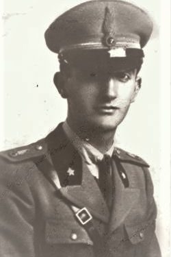 “Ndryshe nga kampet naziste, ku ato plaçka ishin të sigurueme, në Tepelenë, kishte njerëz që nuk kishin shtrojë e mbulojë e, flinin mbi dërrasat…”/ Dëshmia tronditëse e ish-të internuarit