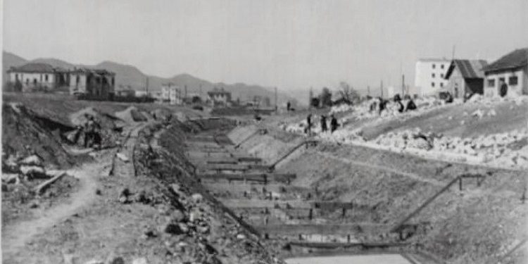 Momente nga puna për sistemimin e lumit të Lanës, në vitin 1942-1943