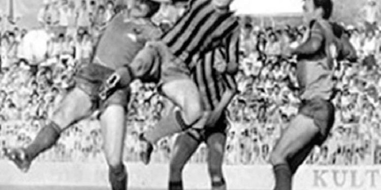 “Para takimit me ‘Partizanin’ e Beogradit, na thirrën në ministrinë e Jashtme, ku na thanë se; ajo ishte ndeshje politike, por kur u kthyem, në Han të Hotit, na zhveshën fare dhe…”/ Rrëfimi i rrallë i legjendës së “Flamurtarit” të Vlorës