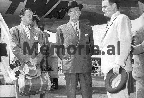 “Në vitin 1951, Hasan Dosti, përfaqësuesi i Komitetit ‘Shqipëria e Lirë’, deklaroi në Radion ‘Evropa e Lirë’ se, ishte marrë vesh plotësisht me Zogun…”/ Dosja e UDB-së, për emigracionin politik shqiptar