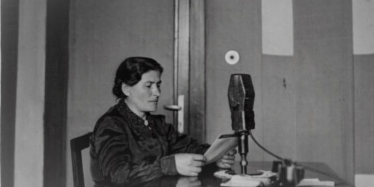 Godina e Radio -Tiranës brenda dhe jashtë në vitin 1940