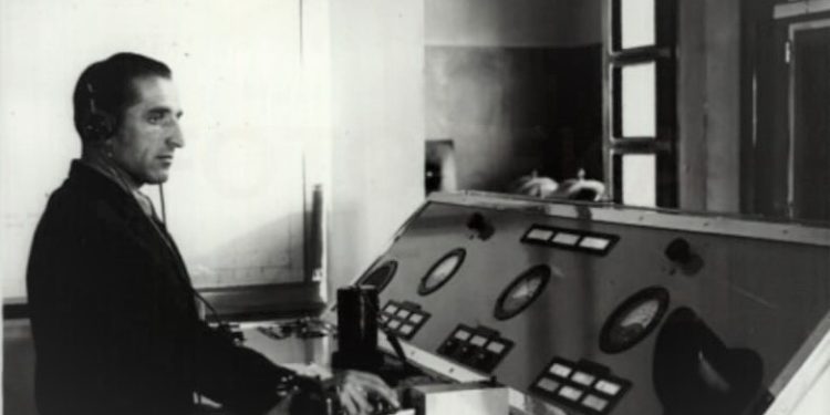 Godina e Radio -Tiranës brenda dhe jashtë në vitin 1940