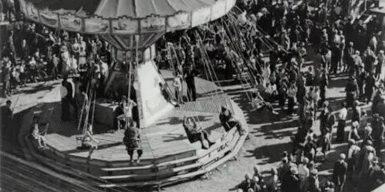 Pamje nga parku i lojërave në Tiranë në vitin 1939 – 1941